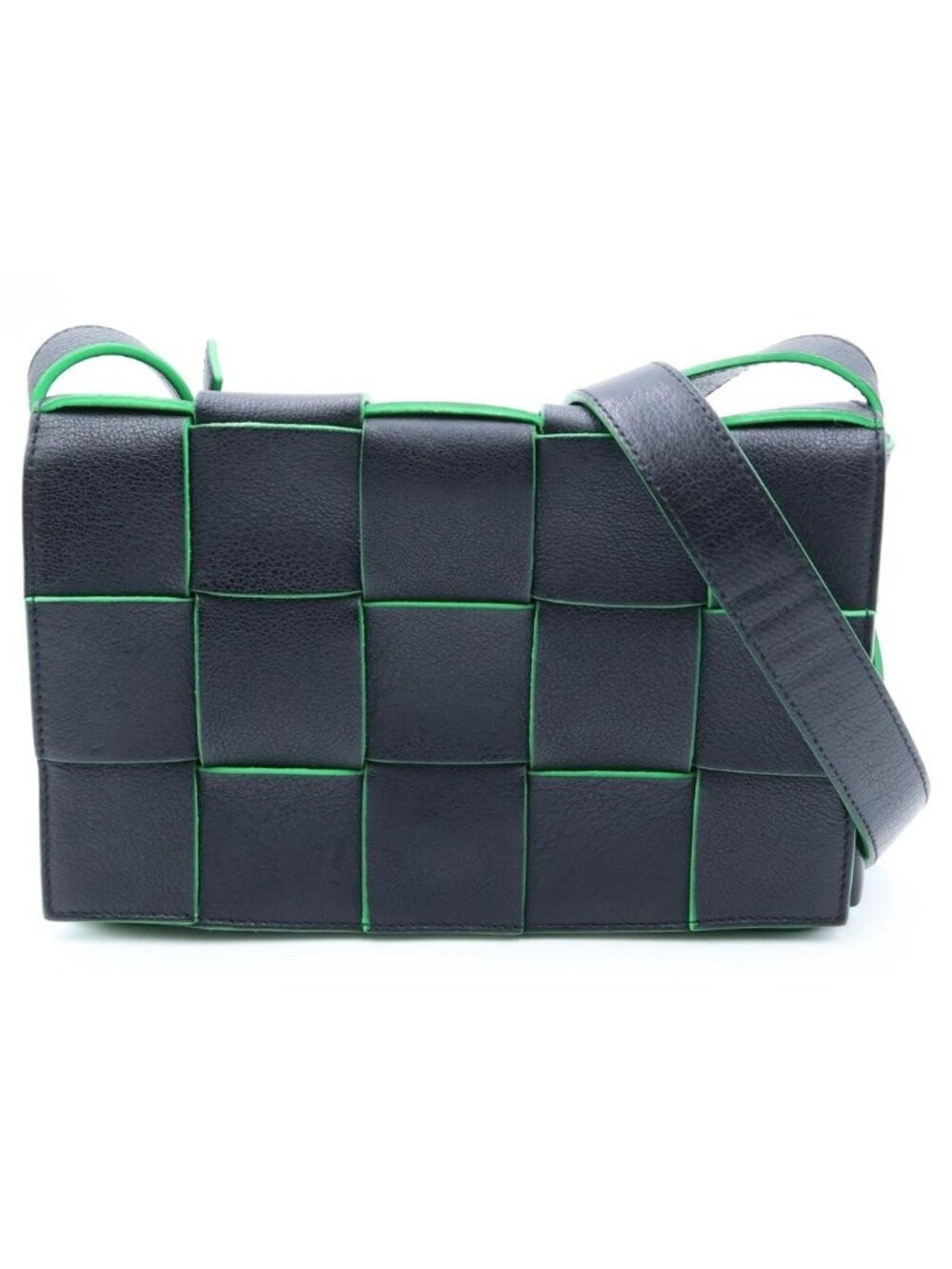 Bottega Veneta Maxi Intrecciato Cassette Shoulder Bag Leather Black Green